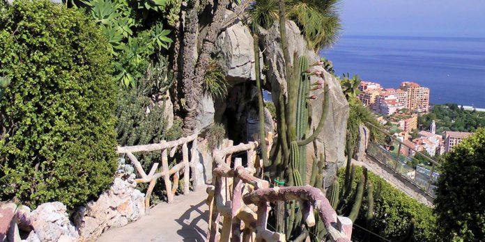 El Jardín Exótico y la Gruta del Observatorio